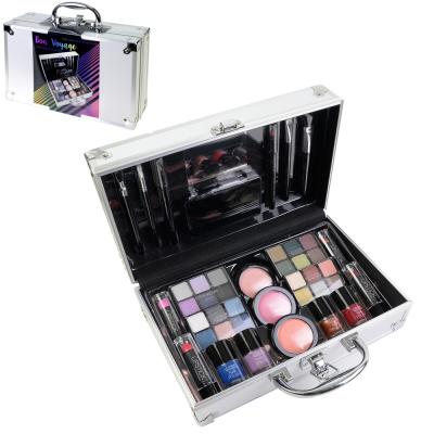 Markwins Комплект Бон Вояж - куфарче с грим