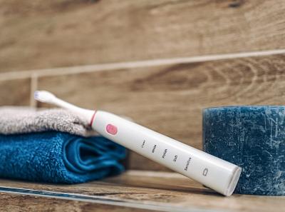 IQ Brushes Ултразвукова четка за зъби IQ Brush – бяла